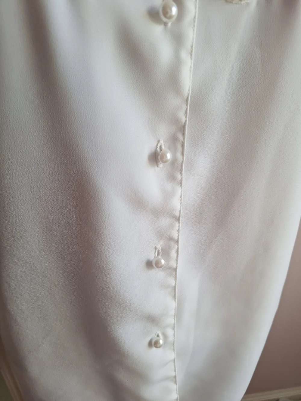 christie & jill white short